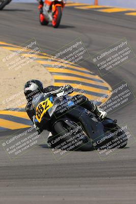 media/Oct-30-2022-CVMA (Sun) [[fb421c3cec]]/Race 5 Amateur Formula Middleweight/